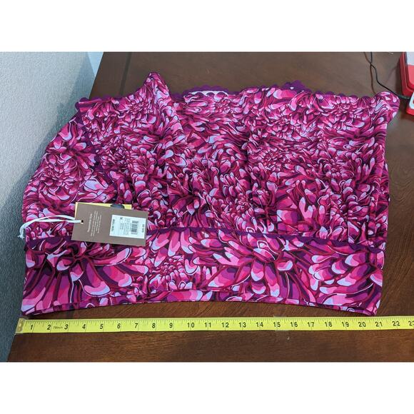 Kika Vargas Wrap Skirt 16W 18W Pink Mum Floral Scallop Edge Short Side Zip New - Picture 9 of 12